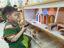 學習區好好玩:彩窗積木-光影