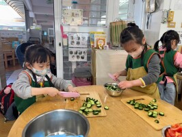 學習區好好玩:烹飪切黃瓜
