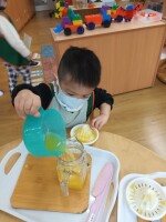 學習區好好玩:烹飪區--倒