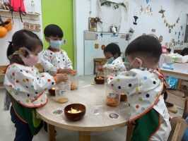 學習區好好玩:烹飪區-擠橘子汁