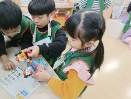 學習區好好玩:組構區合作研究組裝的方法