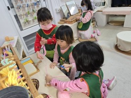 學習區好好玩:編縫區-學習編織的技巧